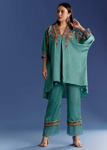 Aqua Green Crush Silk Kurta Set With Resham And Beads Work