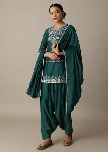 Stunning Emerald Green Silk Embroidery Kurta Set