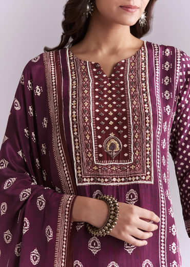 Wine Crepe Kurta Set With Indie Print And Moti Work