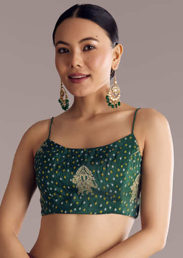 Wine Dola Silk Saree With Woven Border And Pallu