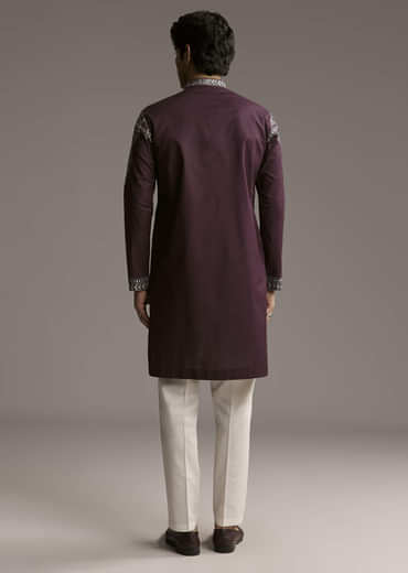 Wine Linen Kurta Set For Men With Thread Embroidery
