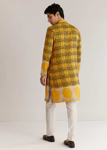 Yellow And Black Silk Resham Printed Kurta Set
