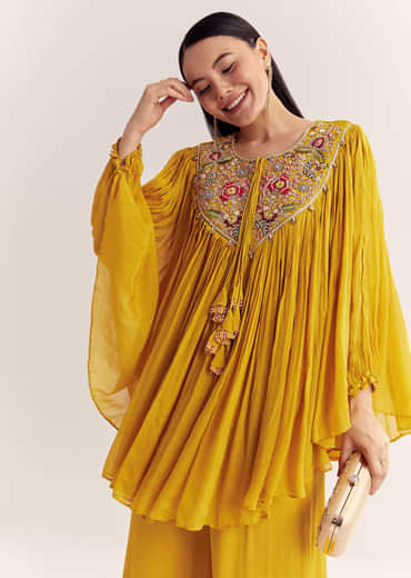 Yellow Chinon Kaftan Kurta Set With Zardosi And Thread Work