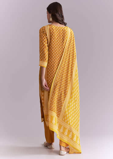 Yellow Crepe Kurta Set With Indie Print And Moti Work