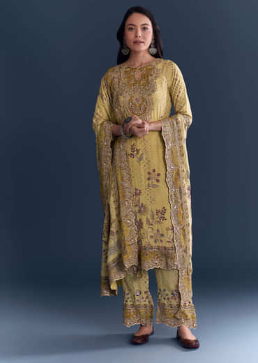 Yellow Crepe Kurta Set With Indie Print And Zari Work