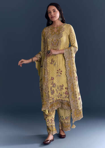 Yellow Crepe Kurta Set With Indie Print And Zari Work