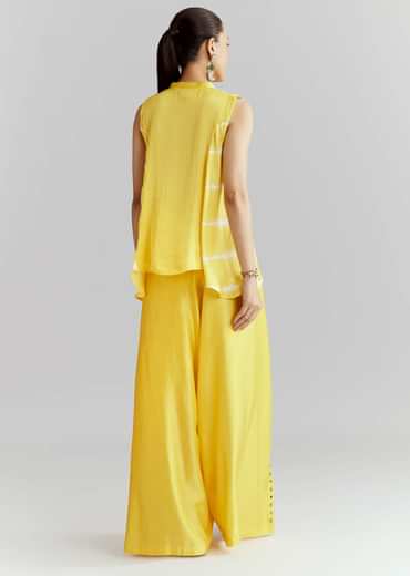 Yellow Satin Indo Western Set With Bandhani And Leheriya Print