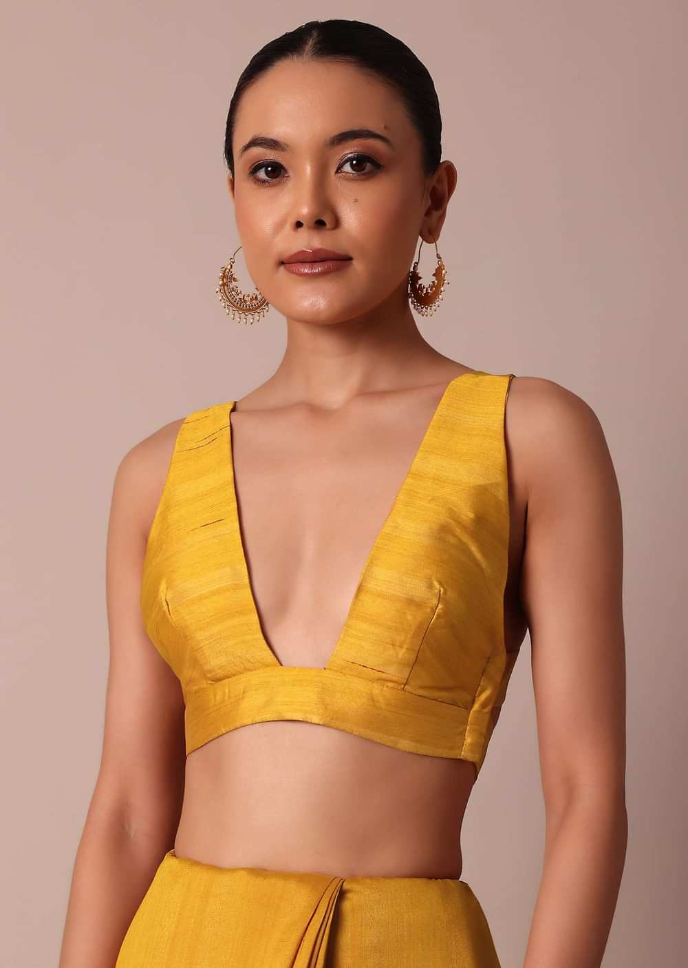 Yellow Semi Tussar Silk Saree With Resham Thread Artistry