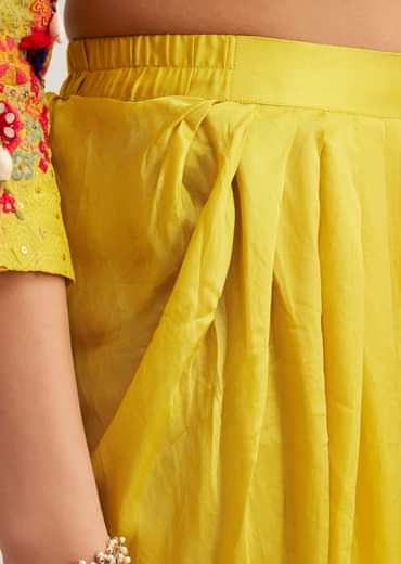 Yellow Silk Kurta Dhoti Set With Resham Embroidery And Tassel Details