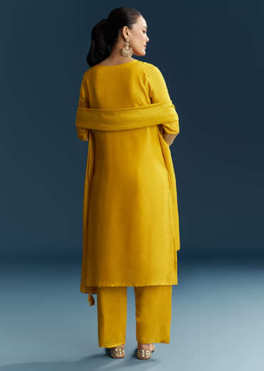 Yellow Silk Kurta Set With Gotta Work