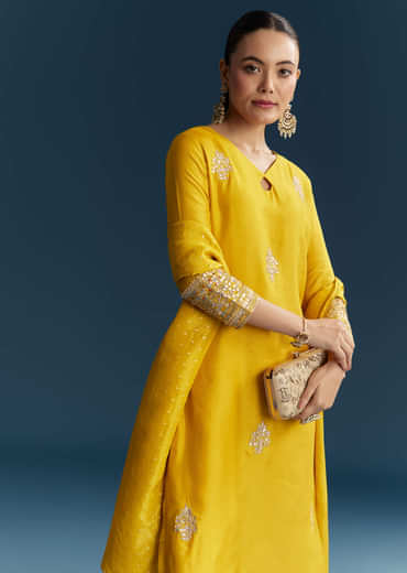 Yellow Silk Kurta Set With Gotta Work