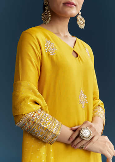 Yellow Silk Kurta Set With Gotta Work