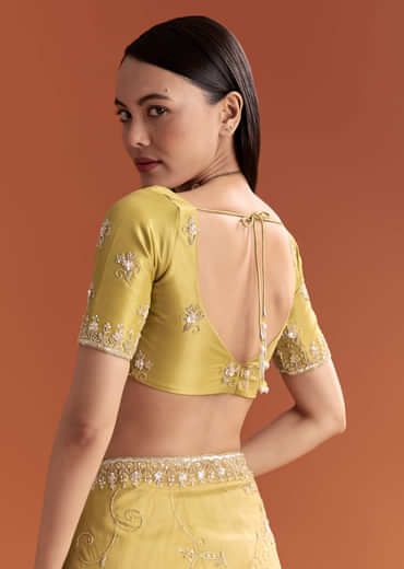 Yellow Tissue Saree With Floral Embroidery And Cutdana Work